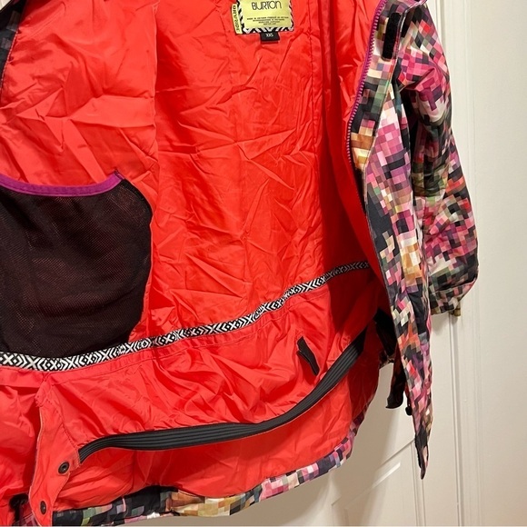 Women BURTON DRYRIDE Pink Pixilated Cadence Snowboard Hooded XXS Ski Snow Jacket - Picture 9 of 13